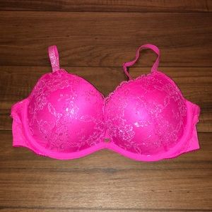 Victoria’s Secret bra